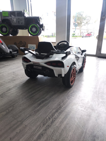 Lamborghini Premium para Niños | Llantas de Goma, Asiento de Cuero y Control Remoto
