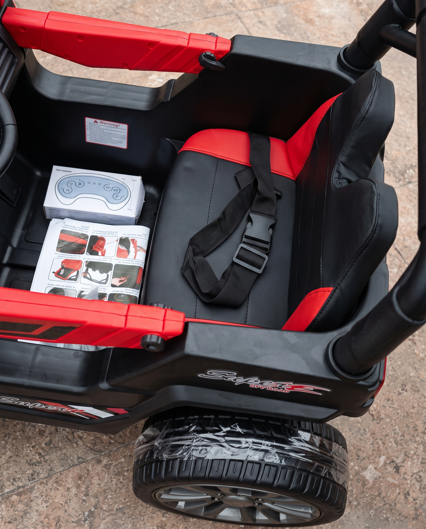 Mini Buggy 4x4 para Niños | Llantas de Goma, Asiento de Cuero y Control Remoto